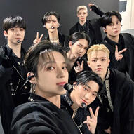 ateez.